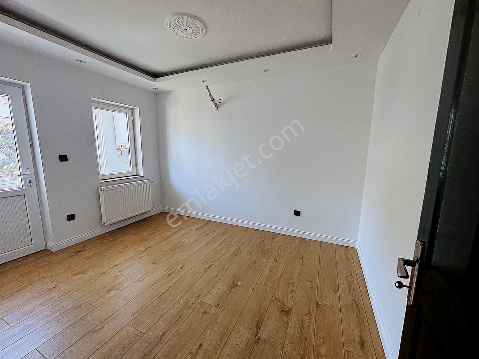 Keyifle Oturabileceğiniz Manzaralı Daire - Görsel 12