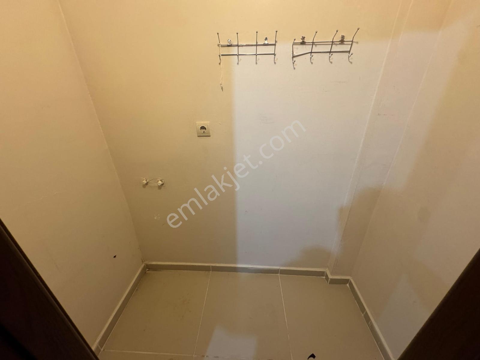 Kemal Arat Okulu Yanında 3+1 Bakımlı 2 Balkonlu Kiralık Daire - Görsel 8
