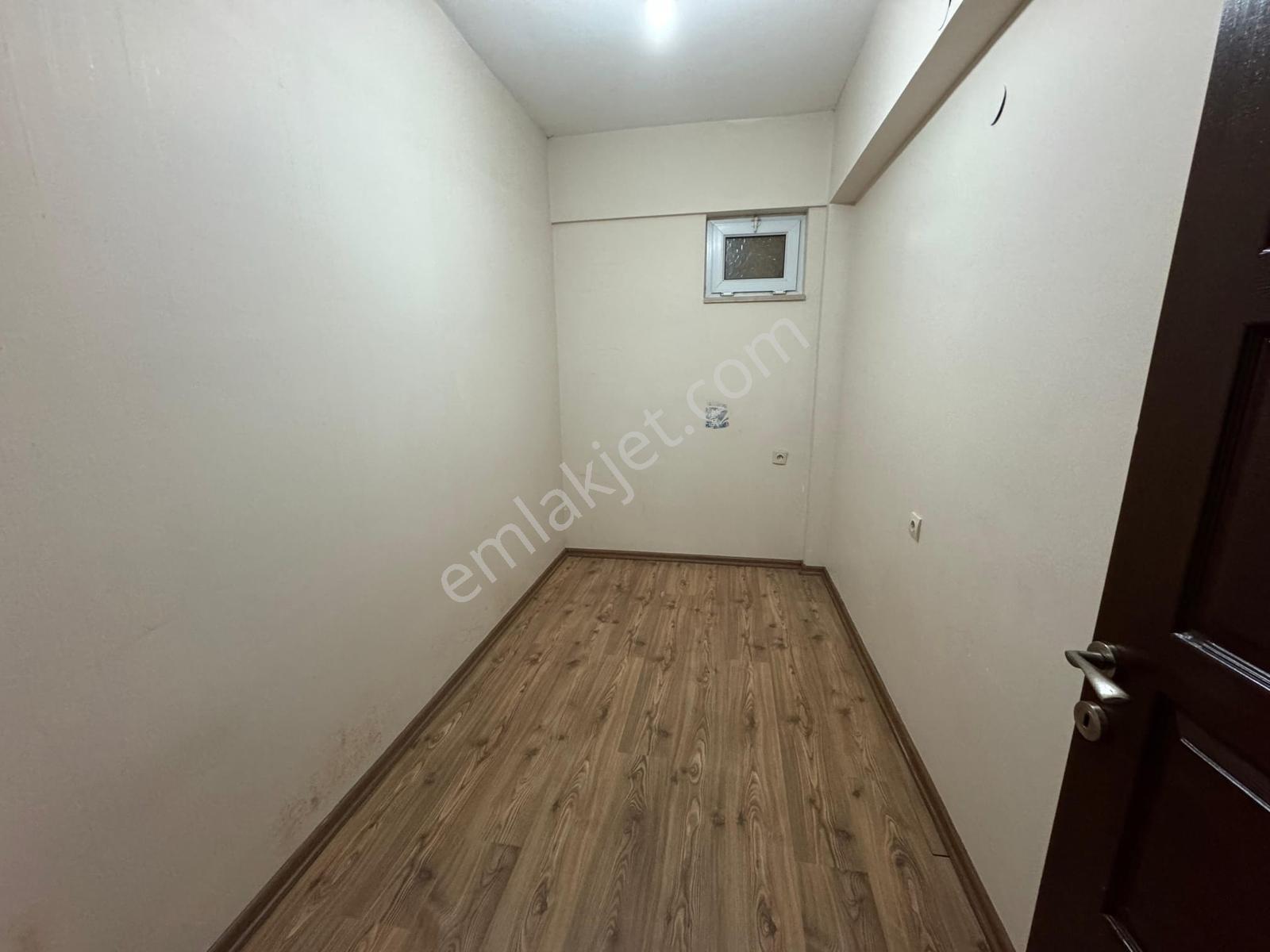 Kemal Arat Okulu Yanında 3+1 Bakımlı 2 Balkonlu Kiralık Daire - Görsel 13