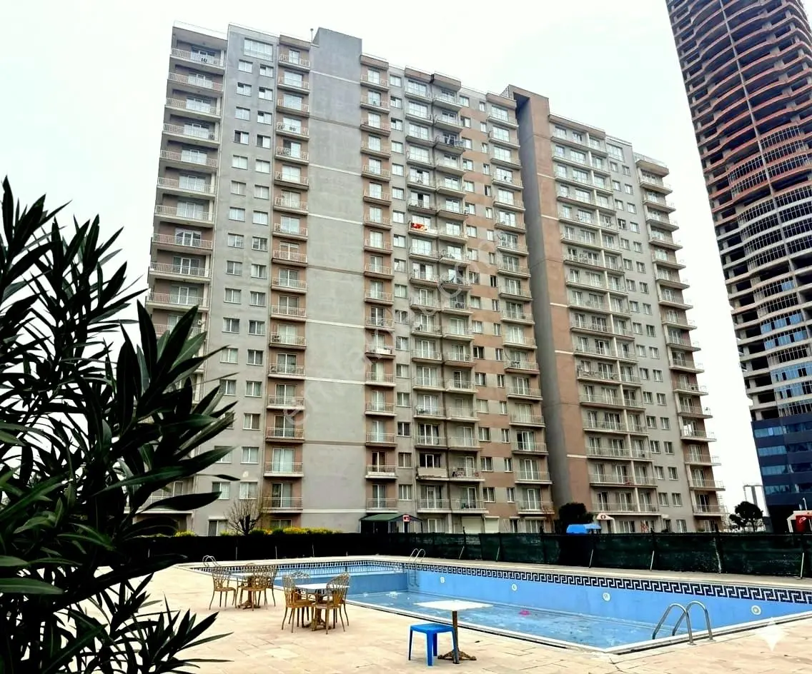 Aka Yapı'dan Gumuş Life Sitesinde Onu Açık 2+1 Satılık Daire