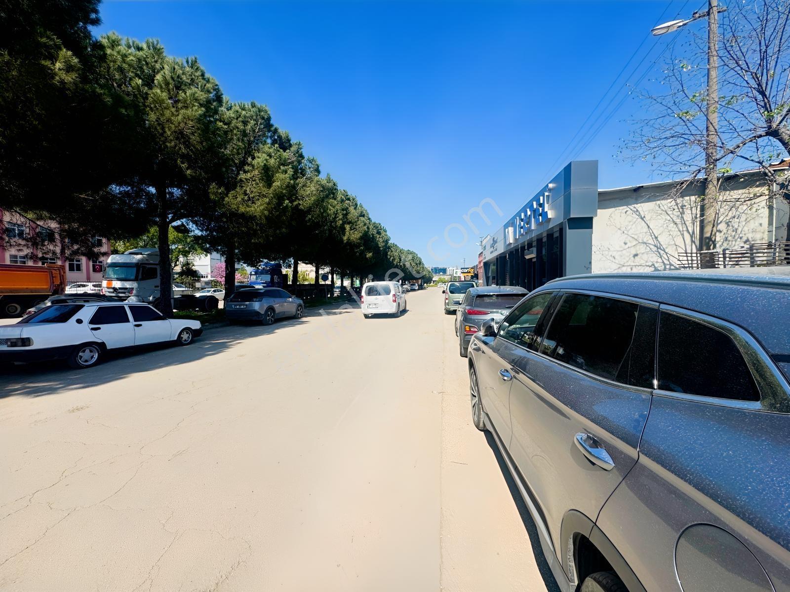 Küçüksanayi De Her Türlü Ticarete Uygun 2 Adet 300 M2+asma Kat - Görsel 14
