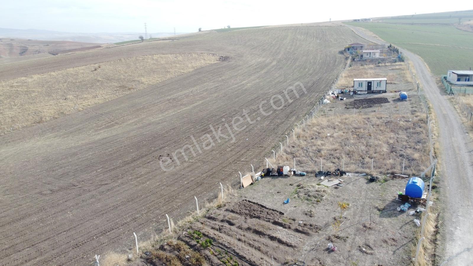 Yol Kenarı Manzaralı Havaalanı Yakını 500 Metre Tapulu Bahçe - Görsel 9