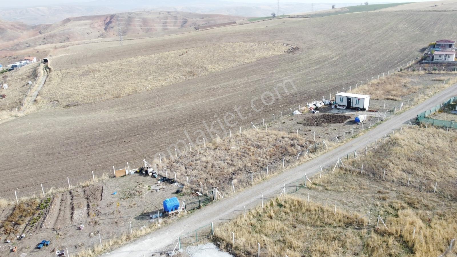 Yol Kenarı Manzaralı Havaalanı Yakını 500 Metre Tapulu Bahçe - Görsel 10