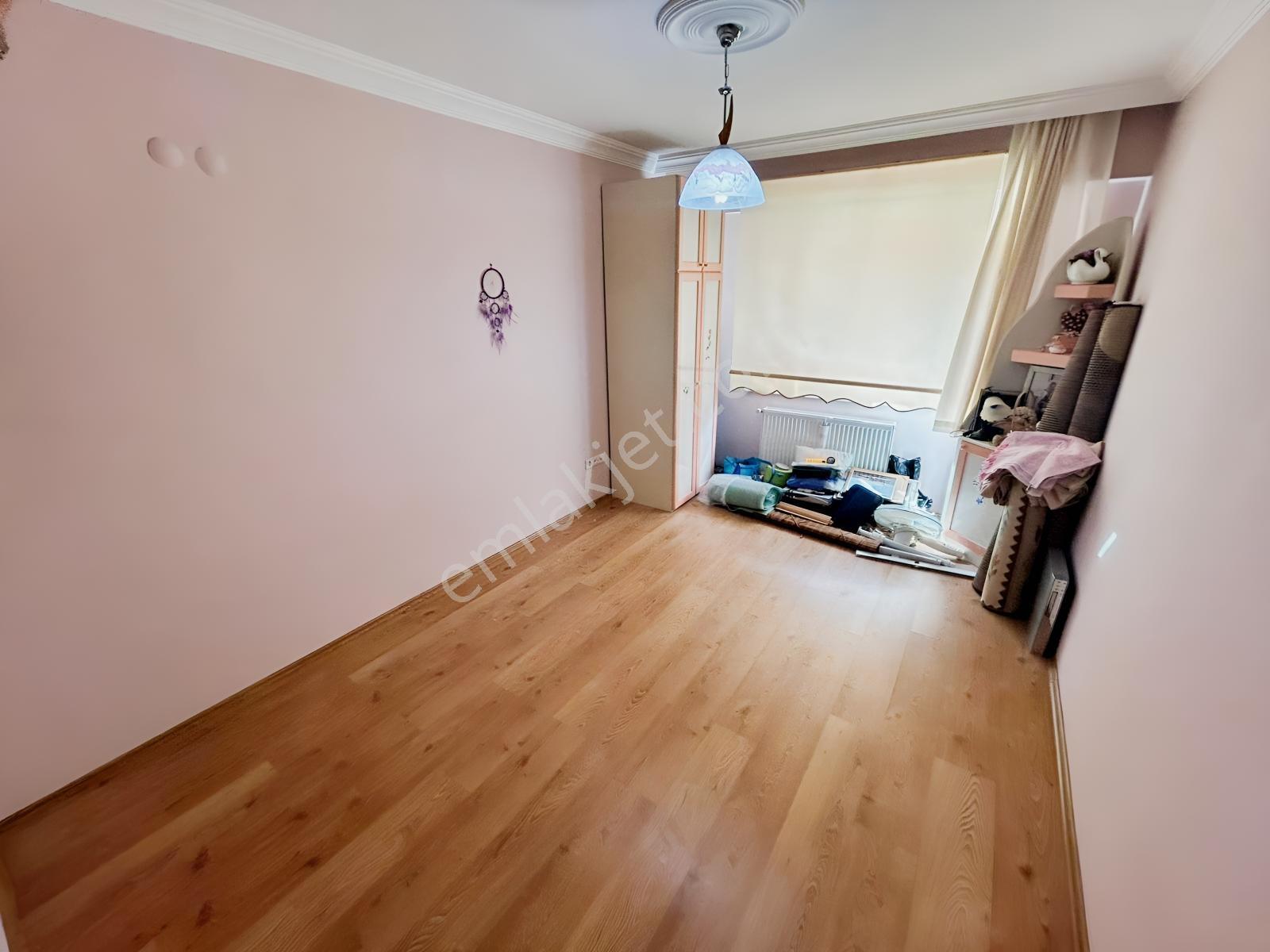 Paşakent Mah. 3+1 Ara Kat 150 M2 Otoparklı Satılık Daire - Görsel 28