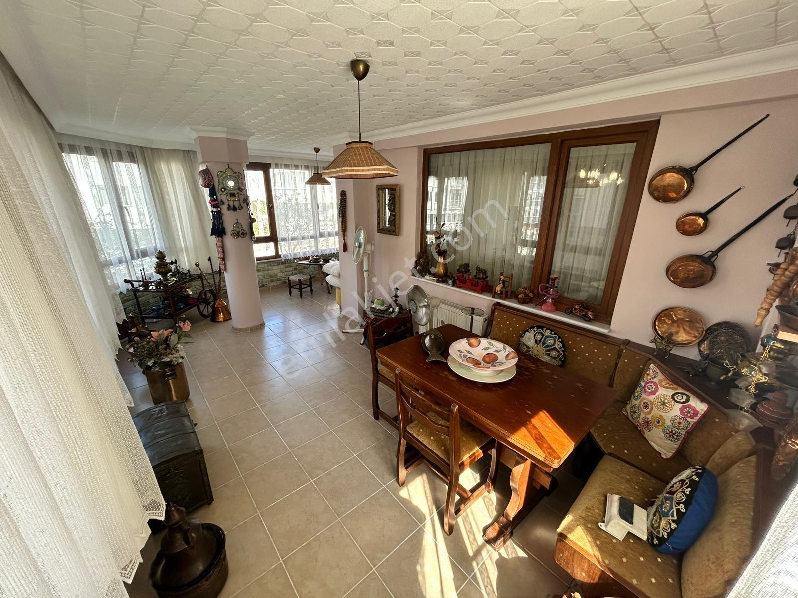Paşakent Mah. 3+1 Ara Kat 150 M2 Otoparklı Satılık Daire - Görsel 20