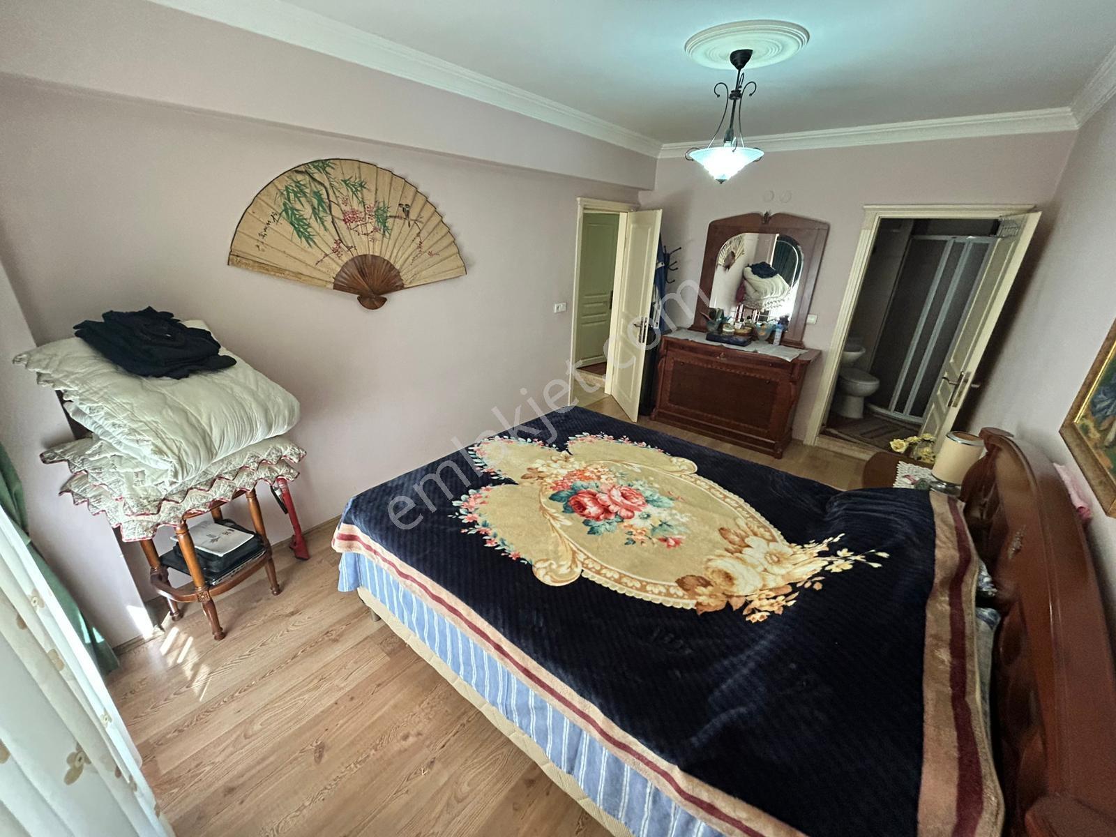 Paşakent Mah. 3+1 Ara Kat 150 M2 Otoparklı Satılık Daire - Görsel 24