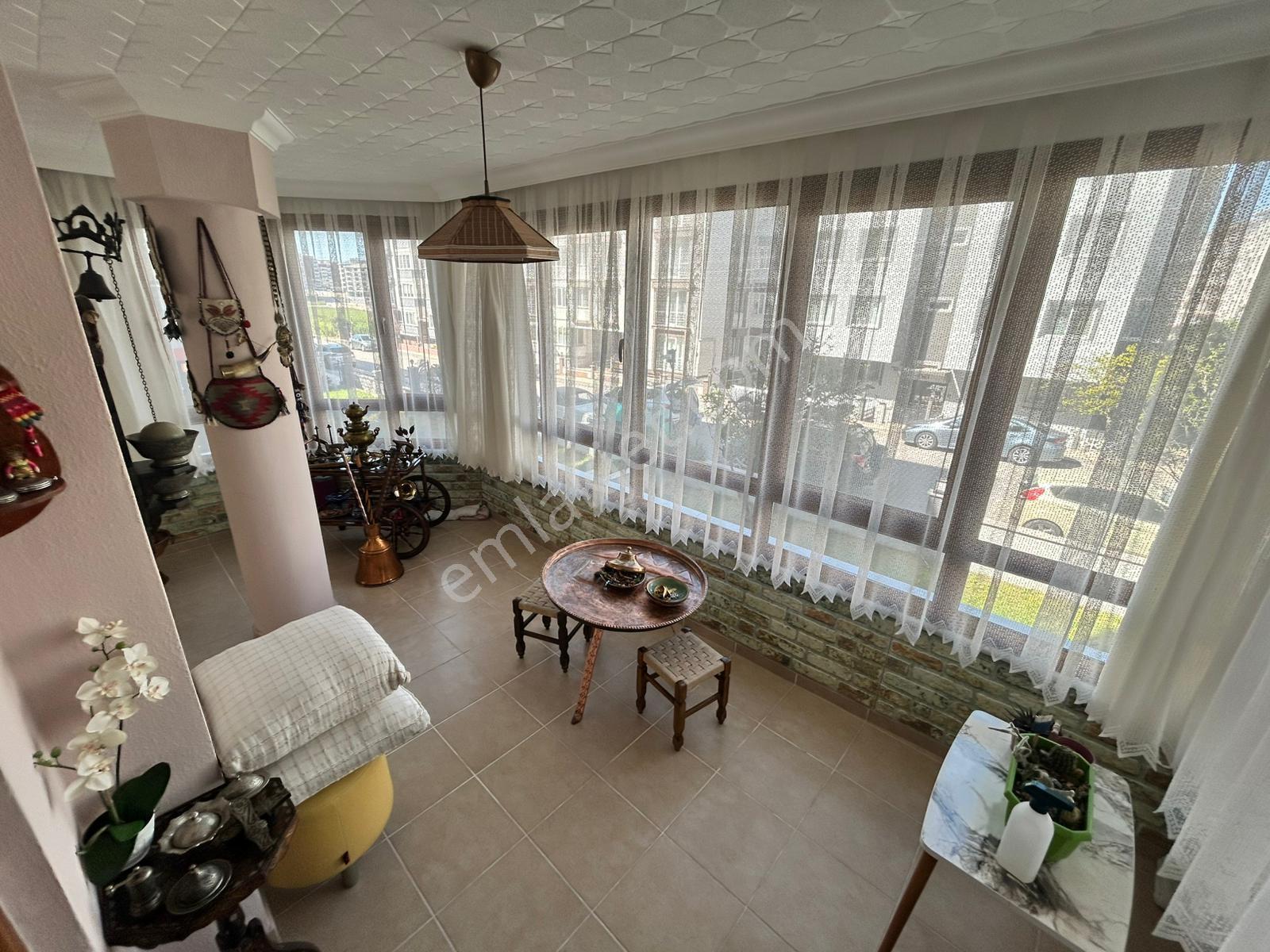Paşakent Mah. 3+1 Ara Kat 150 M2 Otoparklı Satılık Daire - Görsel 3