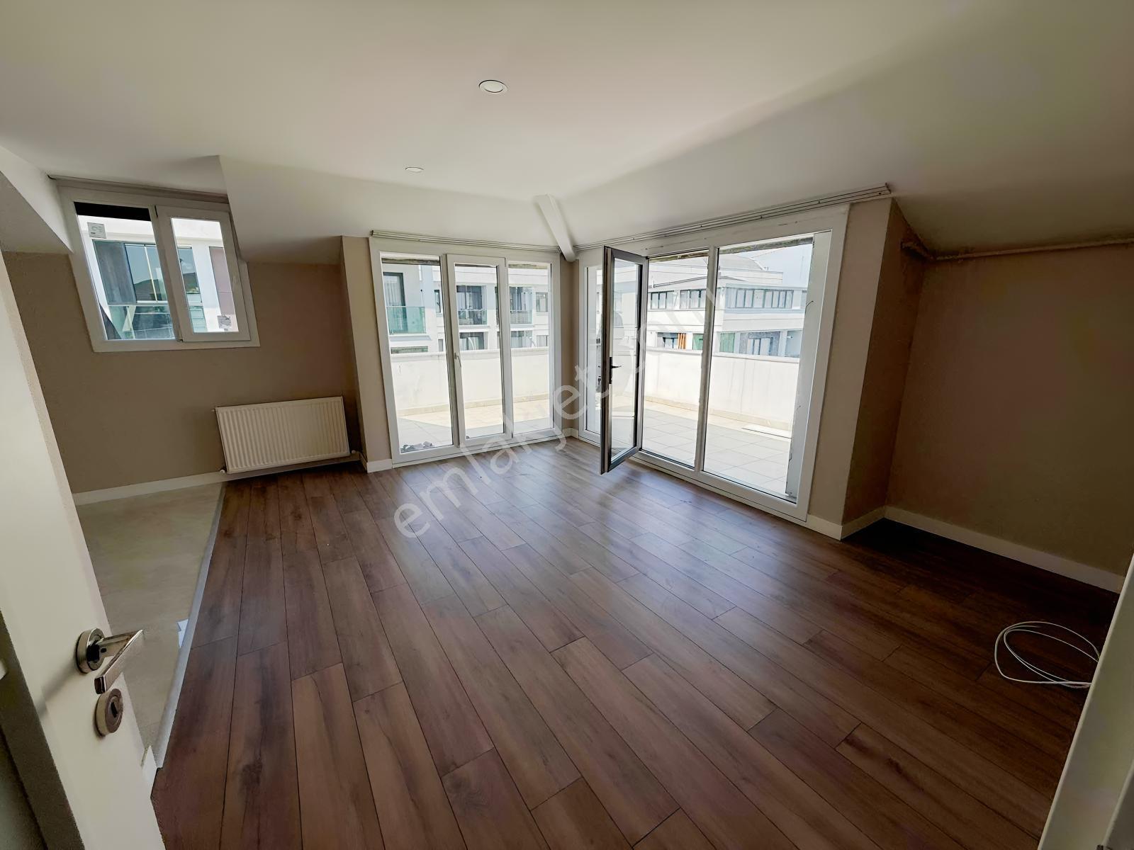 Kiralık Metrobüse Yakın 4+2 Dubleks Site İçi - Görsel 28