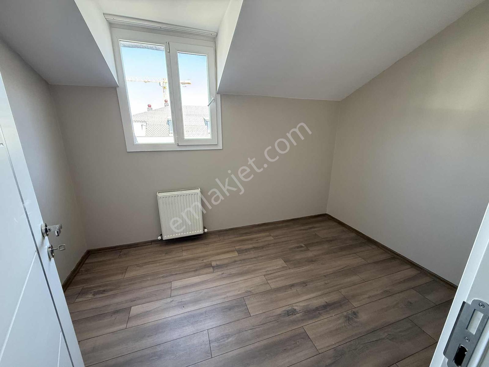 Kiralık Metrobüse Yakın 4+2 Dubleks Site İçi - Görsel 7