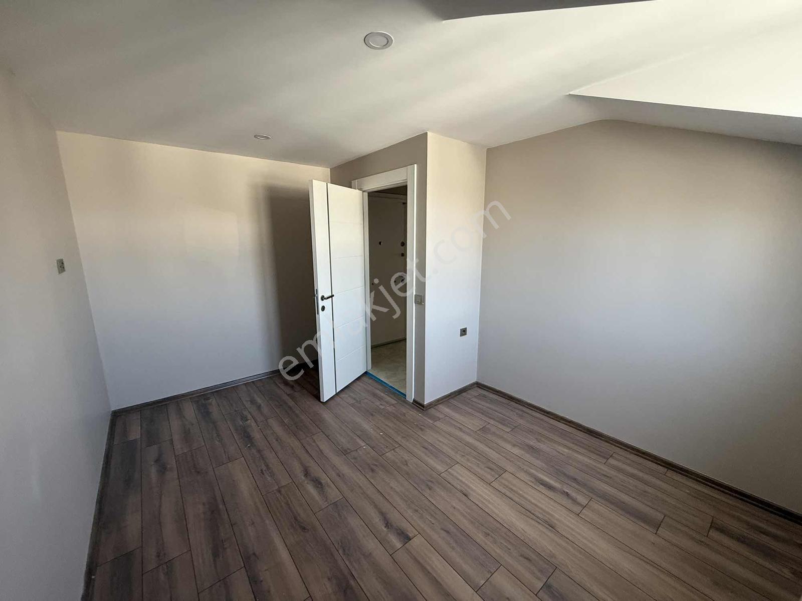 Kiralık Metrobüse Yakın 4+2 Dubleks Site İçi - Görsel 29
