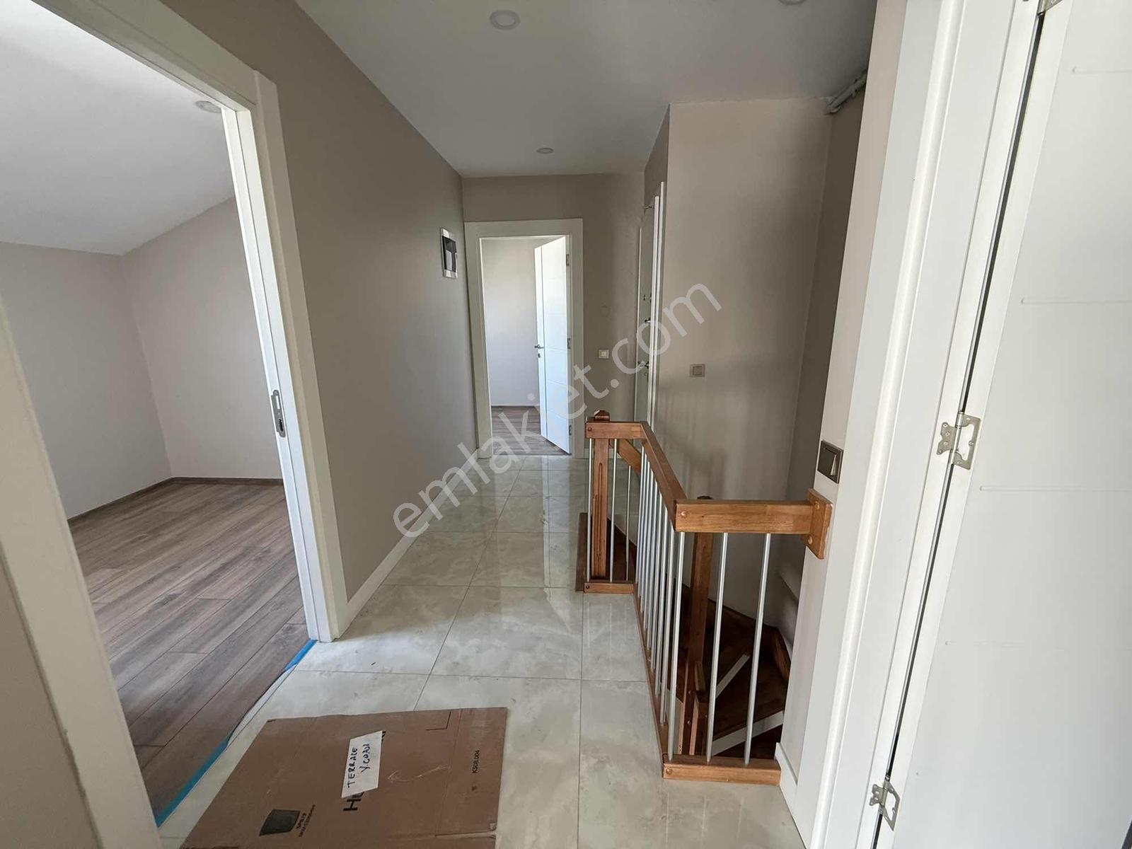 Kiralık Metrobüse Yakın 4+2 Dubleks Site İçi - Görsel 12