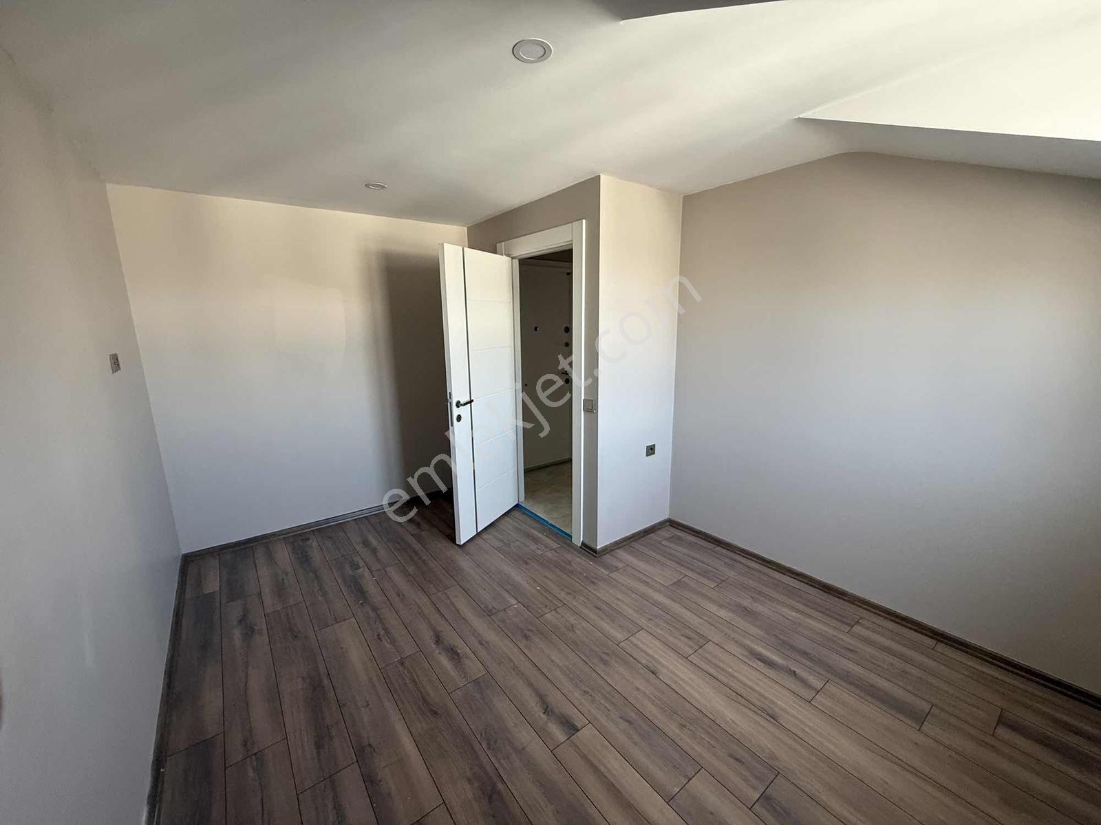 Kiralık Metrobüse Yakın 4+2 Dubleks Site İçi - Görsel 18
