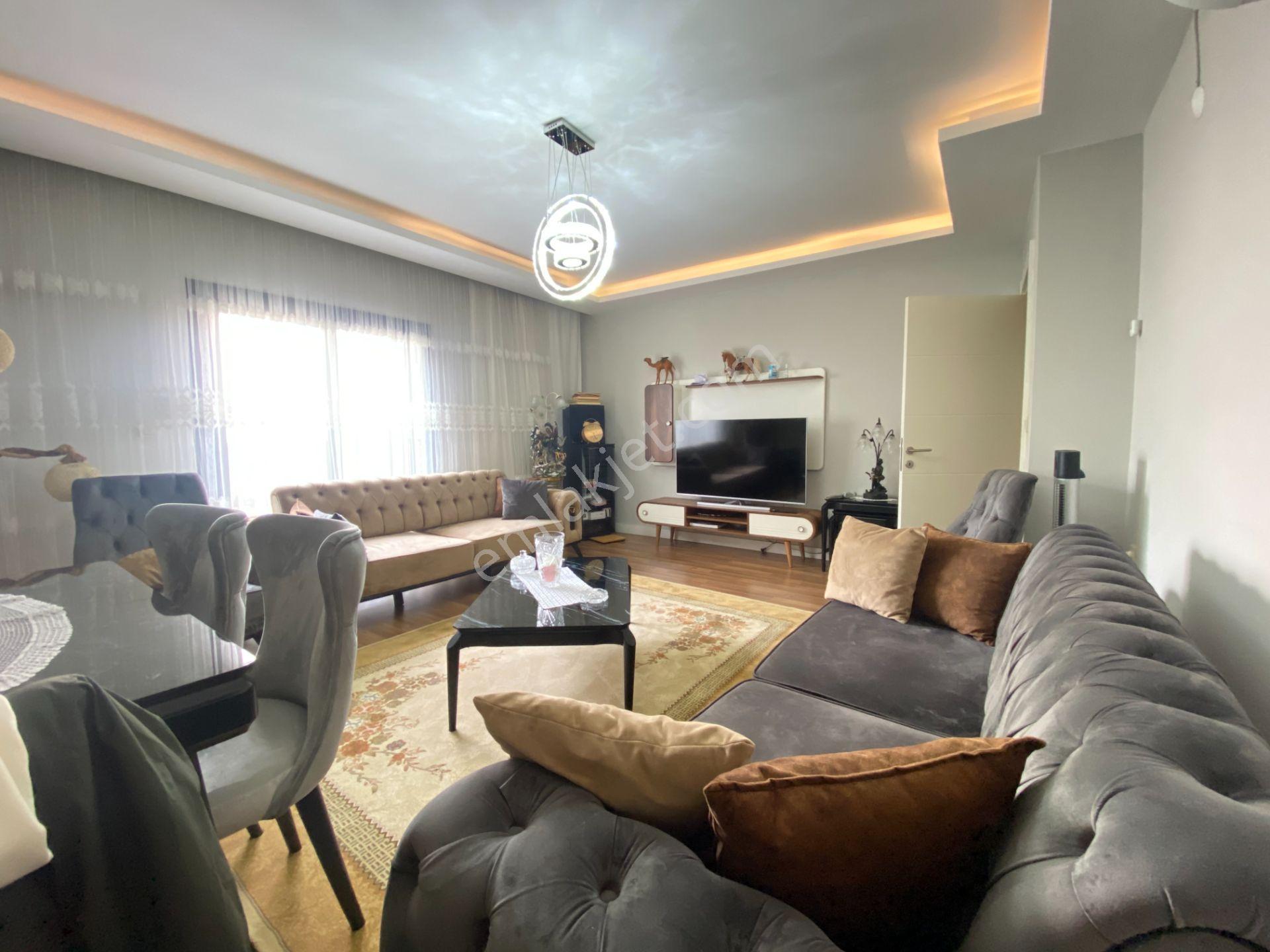 Akalın'dan 3+1 Doğalgazlı-otoparklı-asansörlü Manolya Park Yanı - Görsel 3