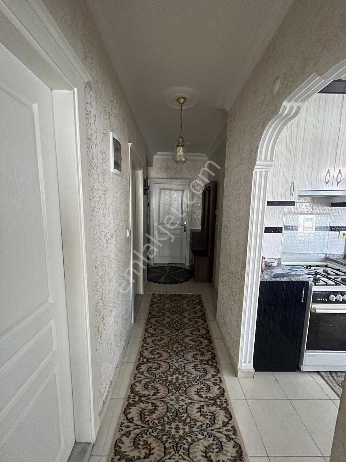 Teomanpaşa 2+1 Eşyalı Ara Kat Kiralık Daire - Görsel 9