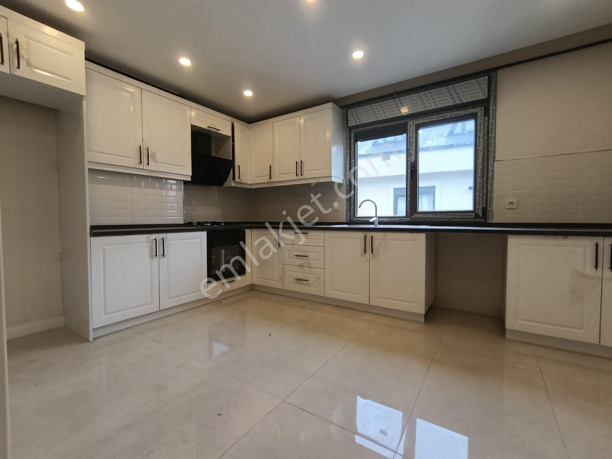 Bahçelievler Yeni Binada 5+2 Satılık Lüks Dubleks Daire - Görsel 12