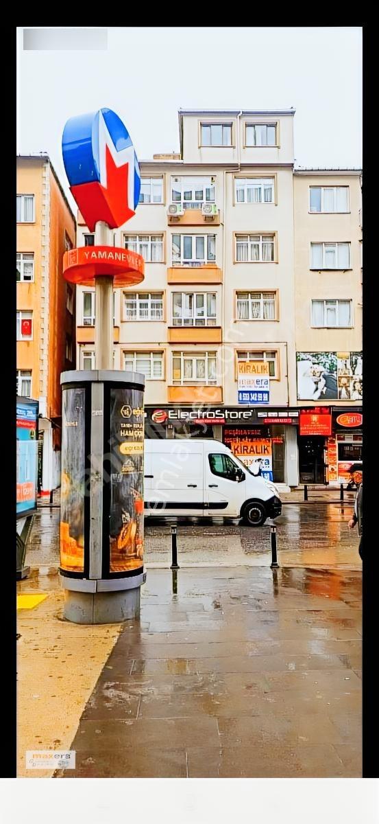 Ümraniyecanparkavm Karşısı Yamanevlermetrodurağı Önünde Ofiskatı