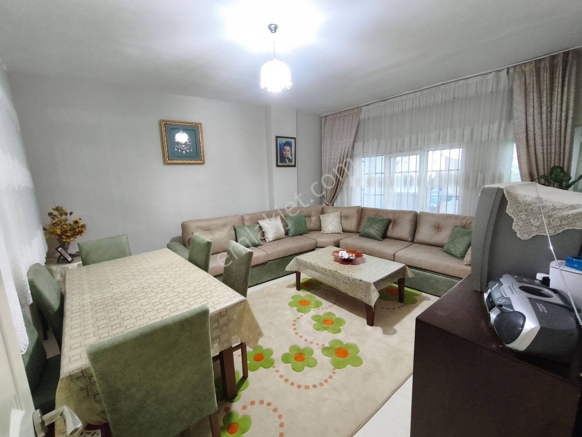 Eyüp Topçılar Mh. 2+1 / 90m2 / Düz Giriş / Bakımlı / Masrafsız / Arsa Tapulu Daire - Görsel 3