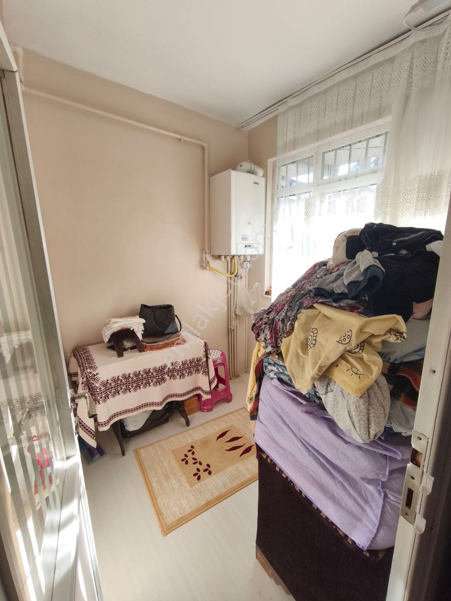 Eyüp Topçılar Mh. 2+1 / 90m2 / Düz Giriş / Bakımlı / Masrafsız / Arsa Tapulu Daire - Görsel 11
