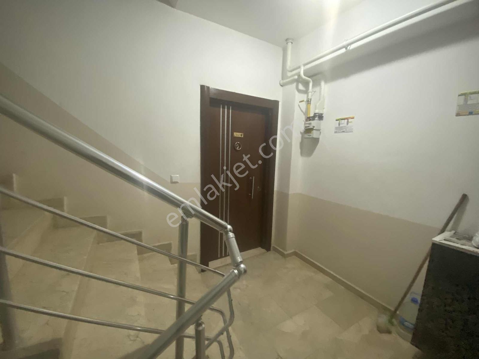 Güneş Emlak'tan Satılık 300 M2 Dubleks Daire 6+1+teras - Görsel 21