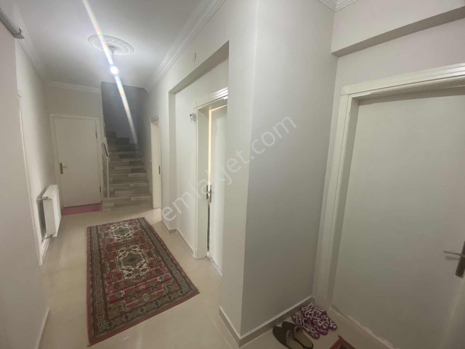 Güneş Emlak'tan Satılık 300 M2 Dubleks Daire 6+1+teras - Görsel 34