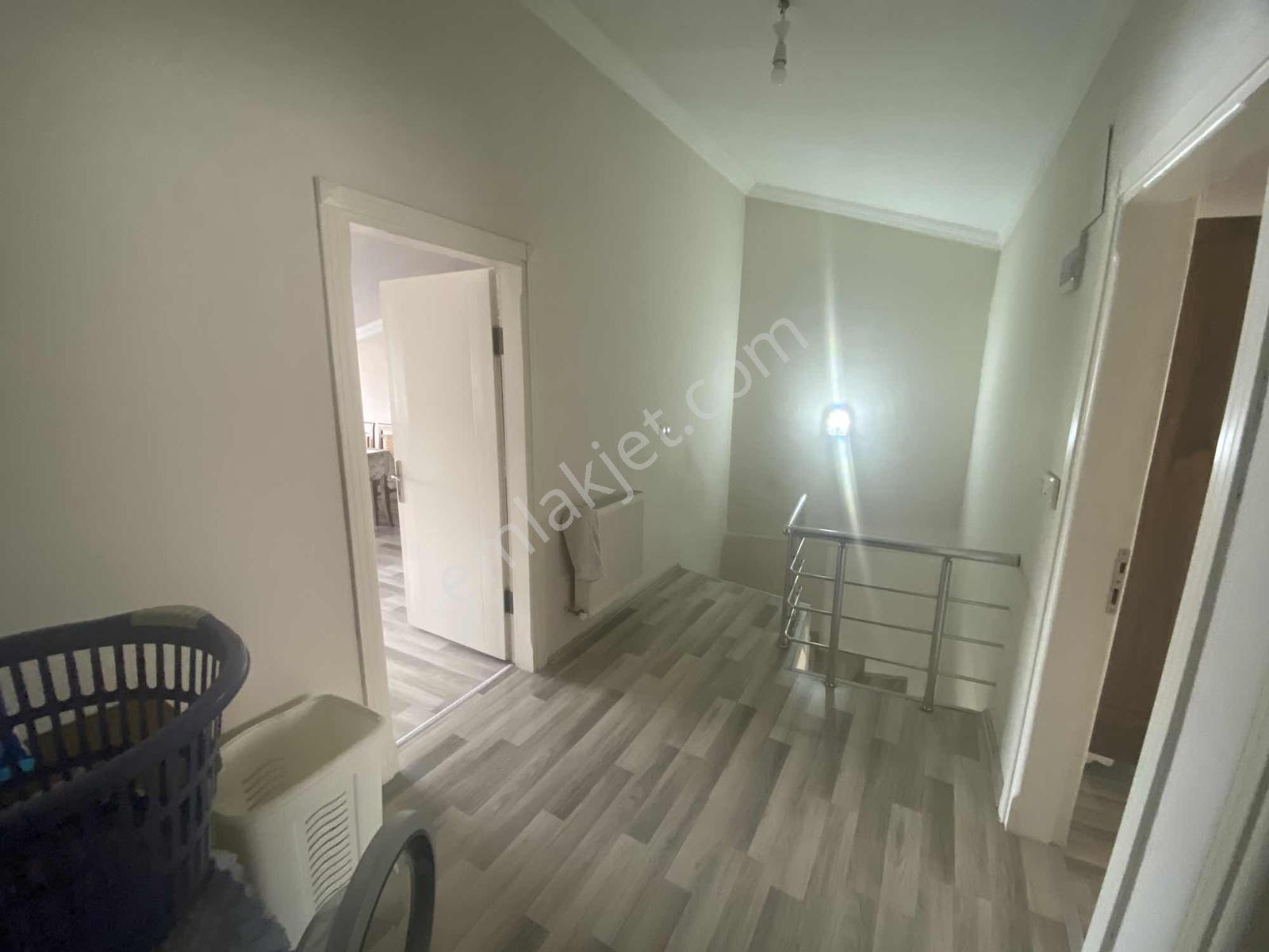 Güneş Emlak'tan Satılık 300 M2 Dubleks Daire 6+1+teras - Görsel 3