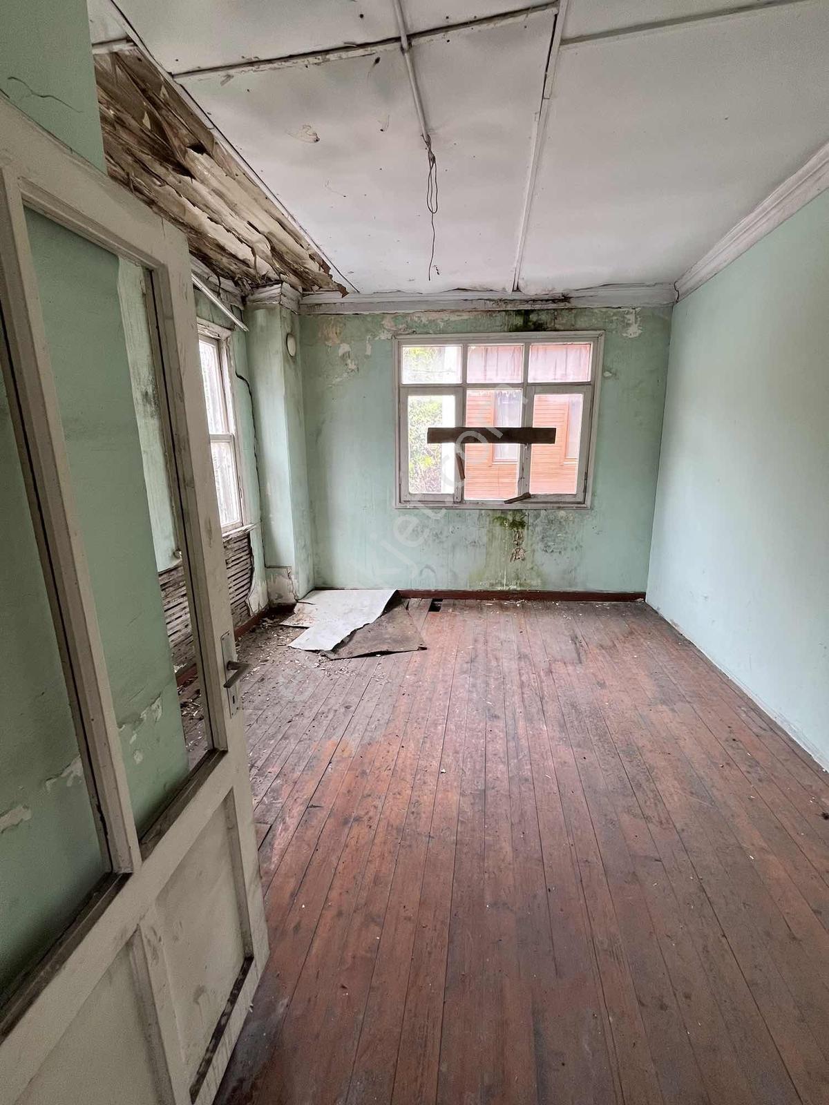 Sarıyer Büyükdere De Komple Satılık Boğaz Manzaralı Triplex Bina - Görsel 21
