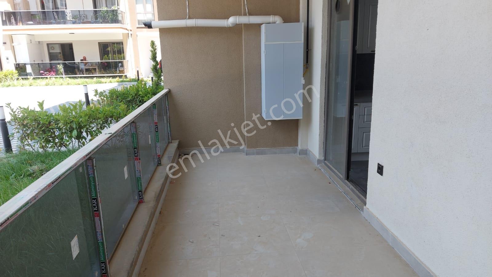 Kayapada 3,5+1 Geniş Kullanımlı Bahçeli Satılık Giriş Katı Daire - Görsel 8