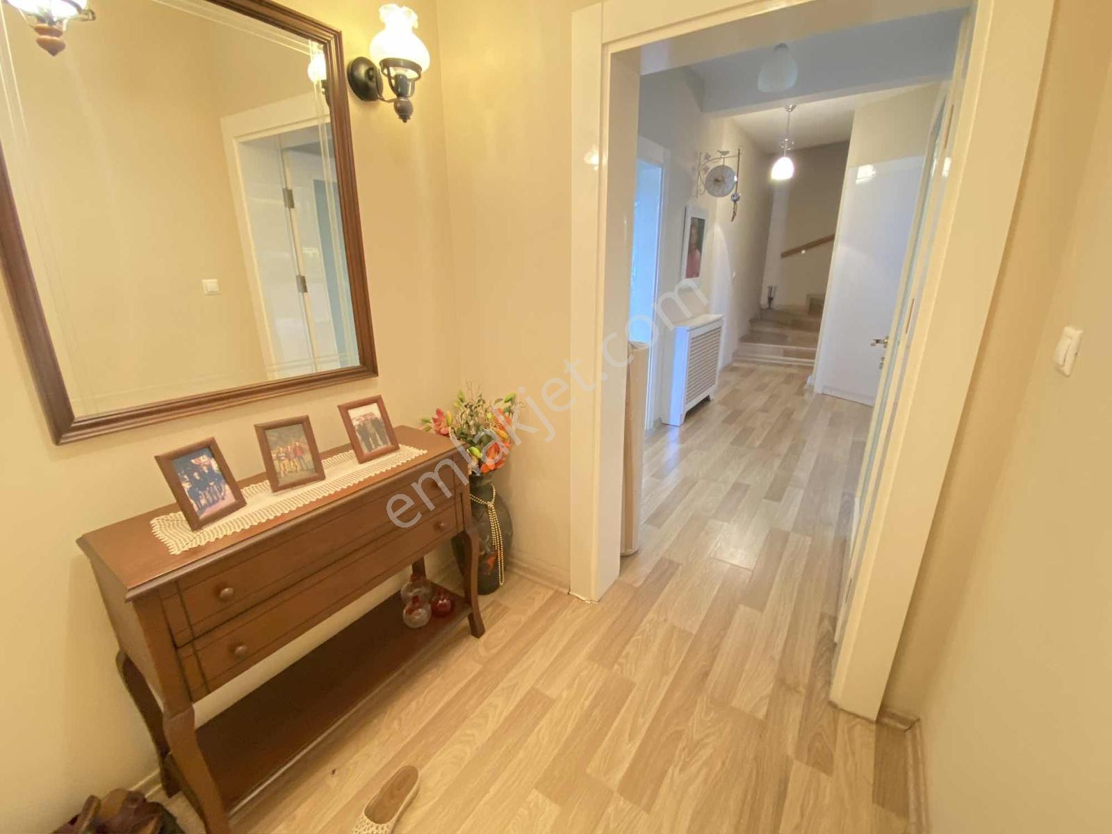 Ordu Güzelyalı Müstakil Bahçeli Deniz Manzaralı Satılık Villa - Görsel 18