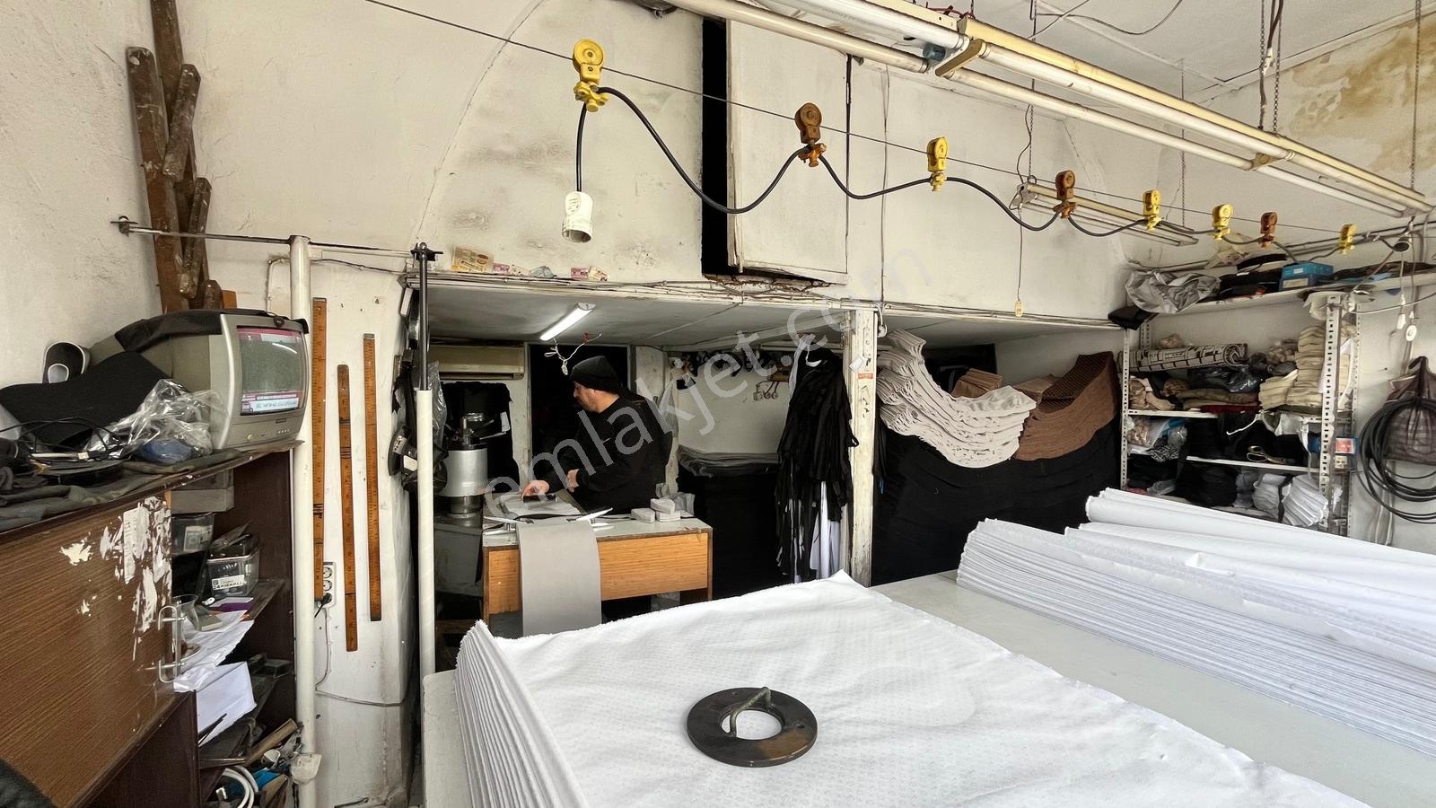 Eminönü Mercan Büyük Valide Handa 25 M² Asma Katlı Ofis Atölye - Görsel 7