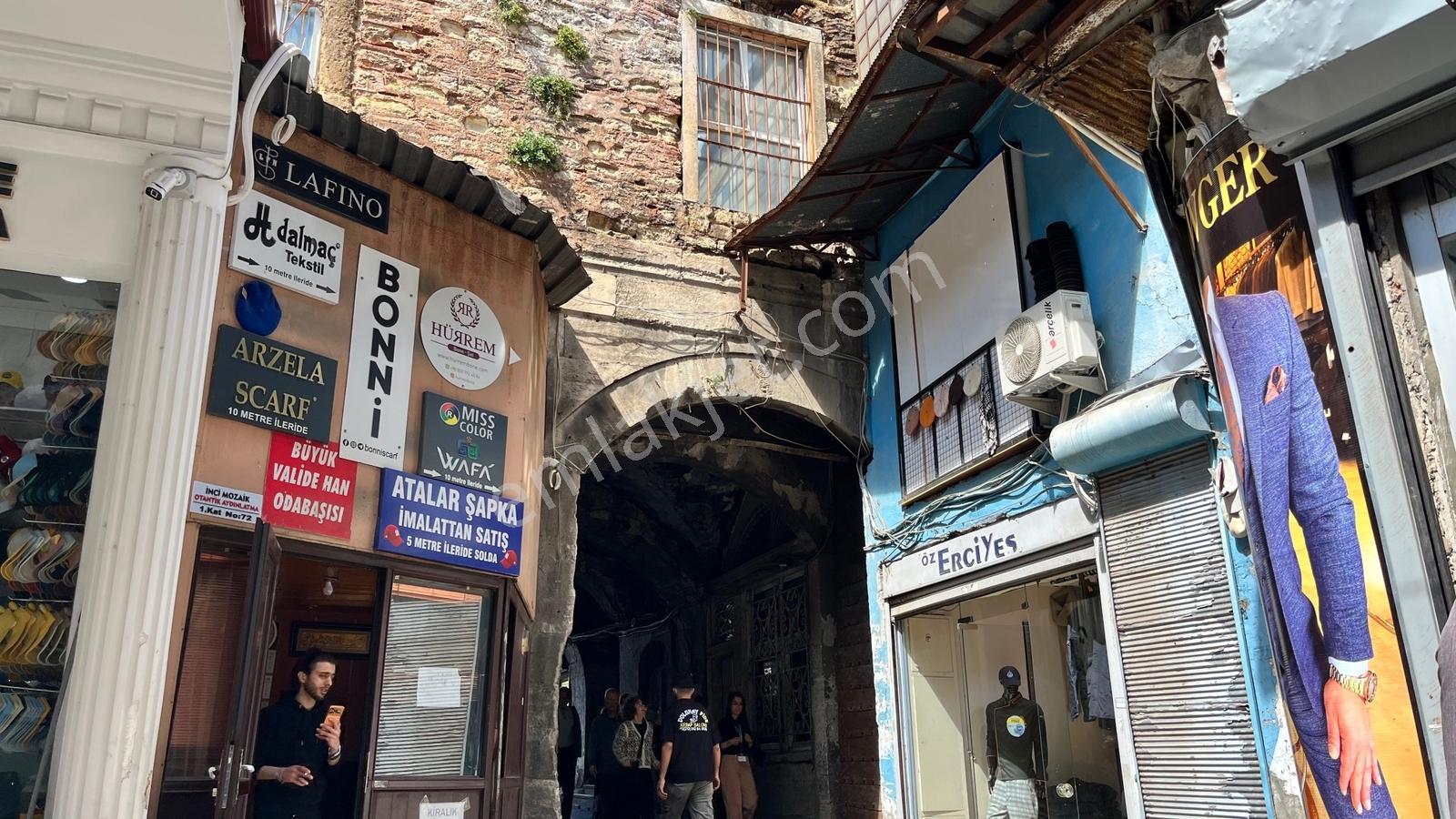 Eminönü Mercan Büyük Valide Handa 25 M² Asma Katlı Ofis Atölye - Görsel 10