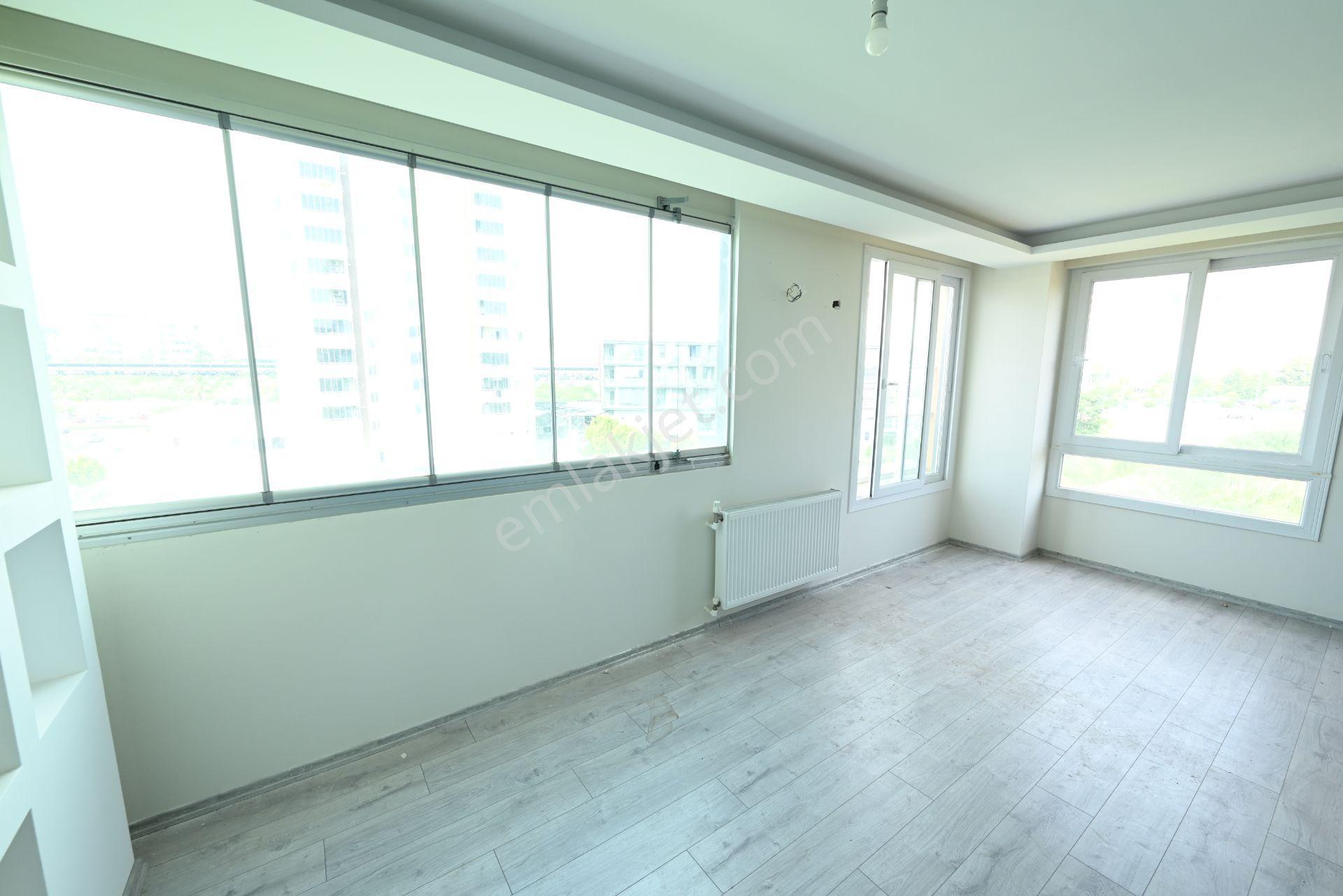 Üstünkent'ten Üniversite Ve Tıp Fakültesi Yanı Kiralık 2+1 Daire - Görsel 13