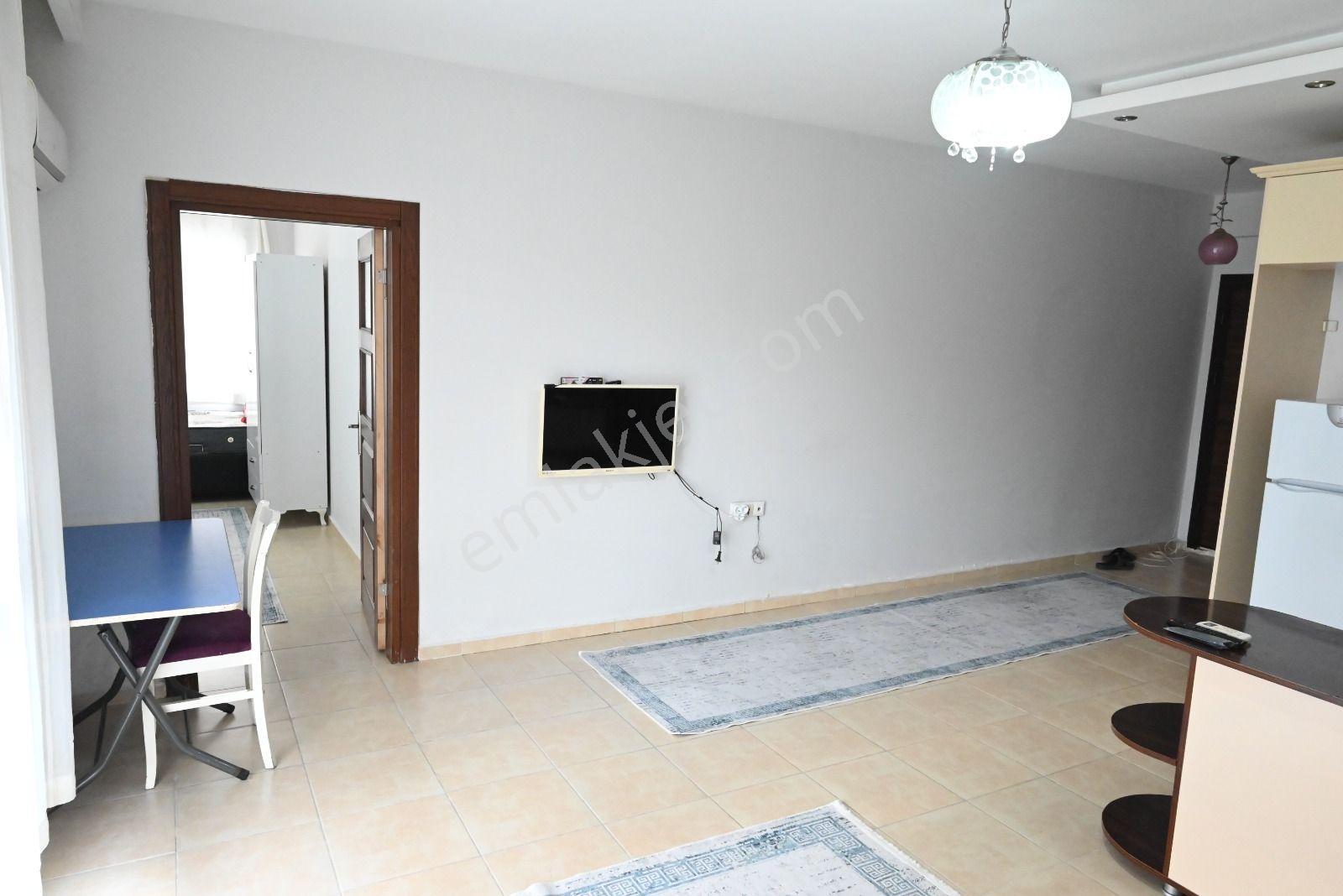 Üstünkent'ten Çiftlikköy'de Full Eşyalı Ferah Oturumlu 1+1 Daire - Görsel 13
