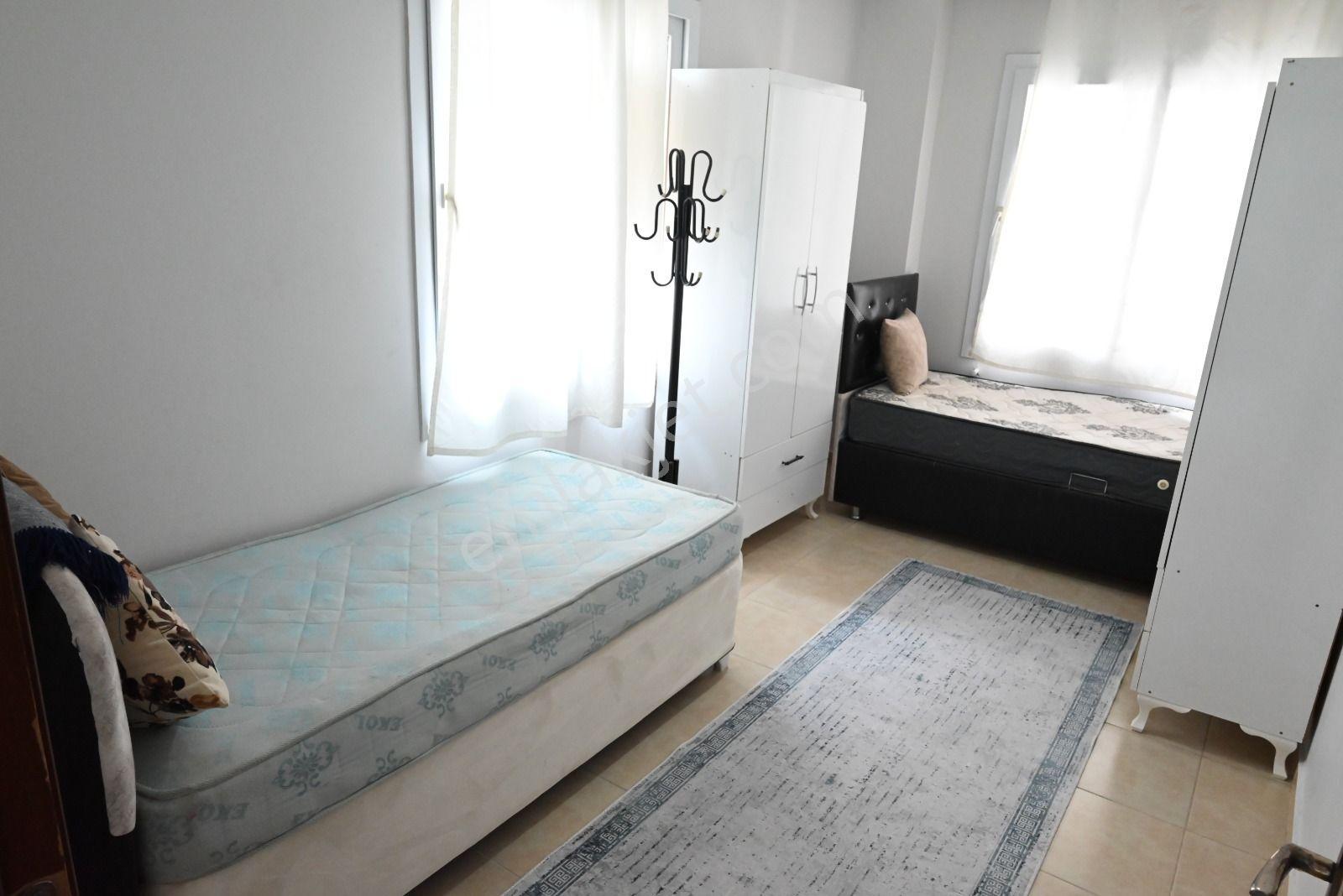 Üstünkent'ten Çiftlikköy'de Full Eşyalı Ferah Oturumlu 1+1 Daire - Görsel 18
