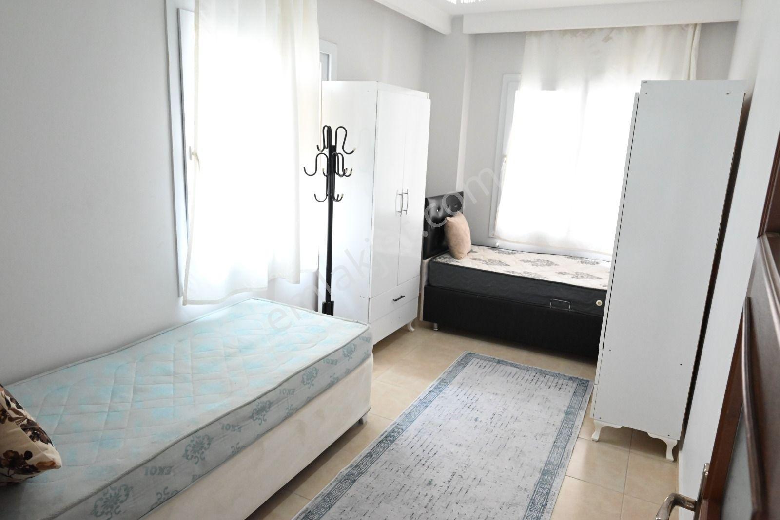 Üstünkent'ten Çiftlikköy'de Full Eşyalı Ferah Oturumlu 1+1 Daire - Görsel 17