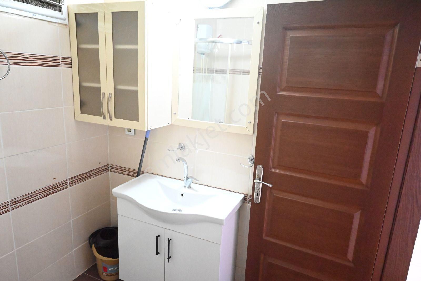 Üstünkent'ten Çiftlikköy'de Full Eşyalı Ferah Oturumlu 1+1 Daire - Görsel 32