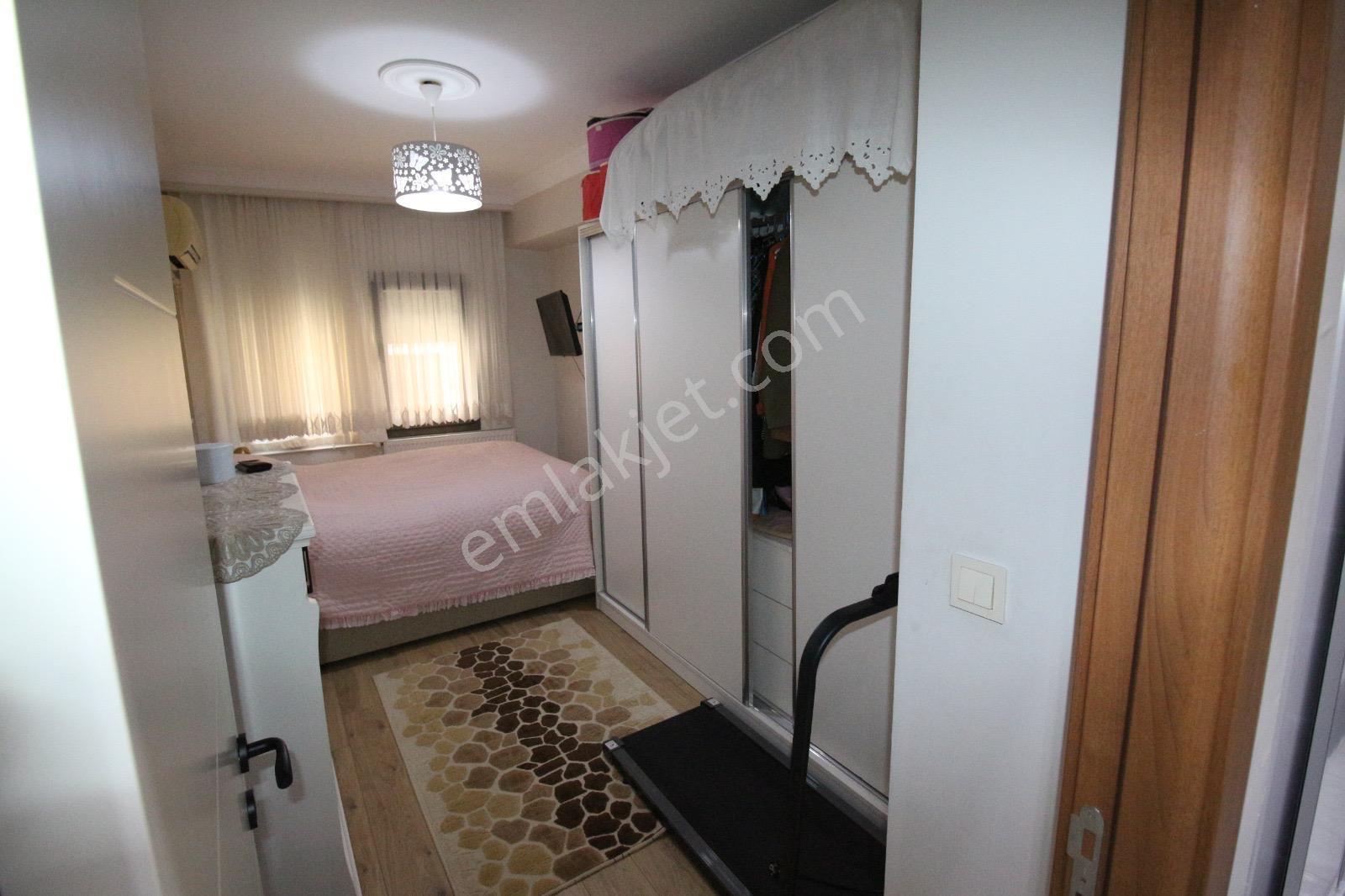 'dan Eşrefpaşa Merkezde 2+1 Doğalgazlı Satılık Daire - Görsel 8