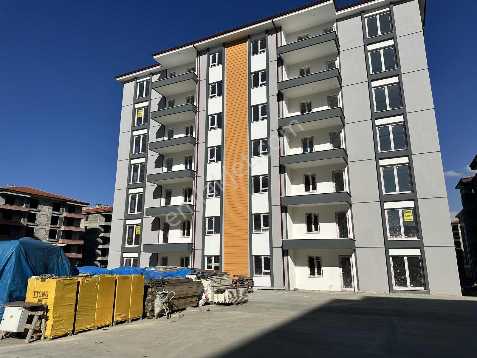 Muzaffertürkeş Mahallesi Satılık 2+1 Daire