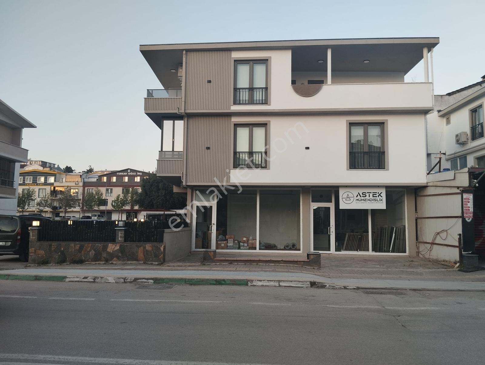 Yunuseli Kamelya Cd Üzeri Mimar Tasarımlı Satılık Lüks Villa - Görsel 28