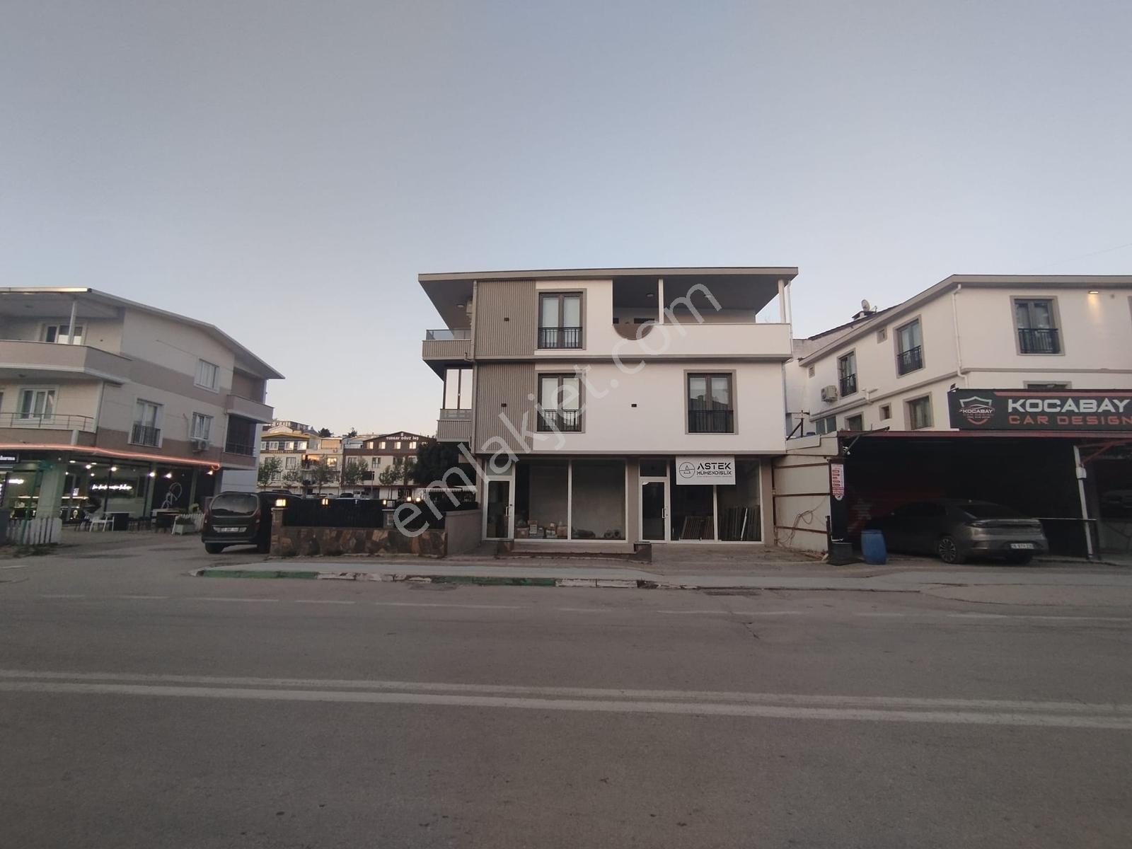 Yunuseli Kamelya Cd Üzeri Mimar Tasarımlı Satılık Lüks Villa - Görsel 27