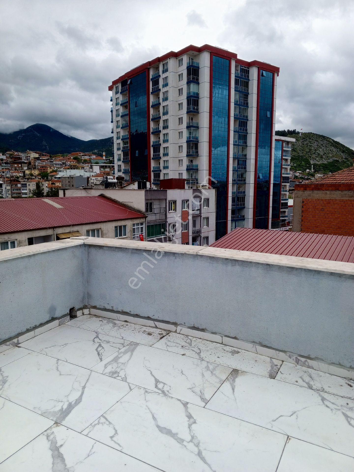 Yeliz'den Manisa Soma Merkezde Uygun Fiyata 3+1 Satılık Daire - Görsel 11