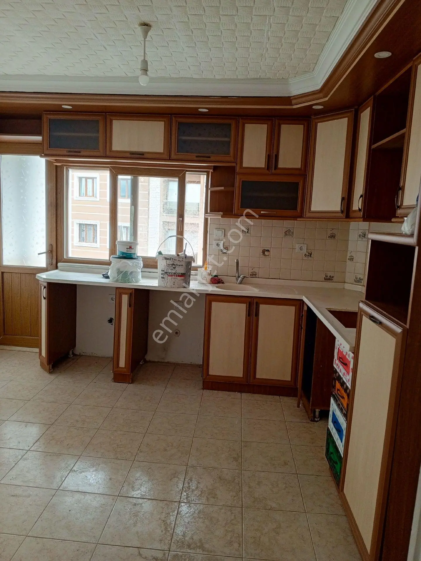 Yeliz'den Manisa Soma Merkezde Uygun Fiyata 3+1 Satılık Daire