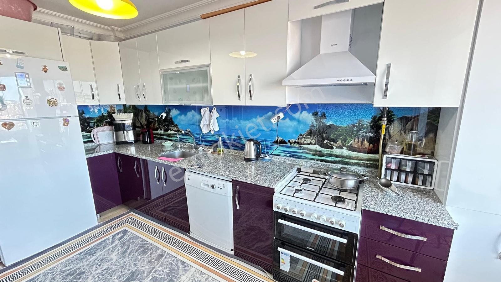 Güreşen Emlak'tan Kıyık Meydan Mahallesinde 3+1 Satılık Daire - Görsel 2