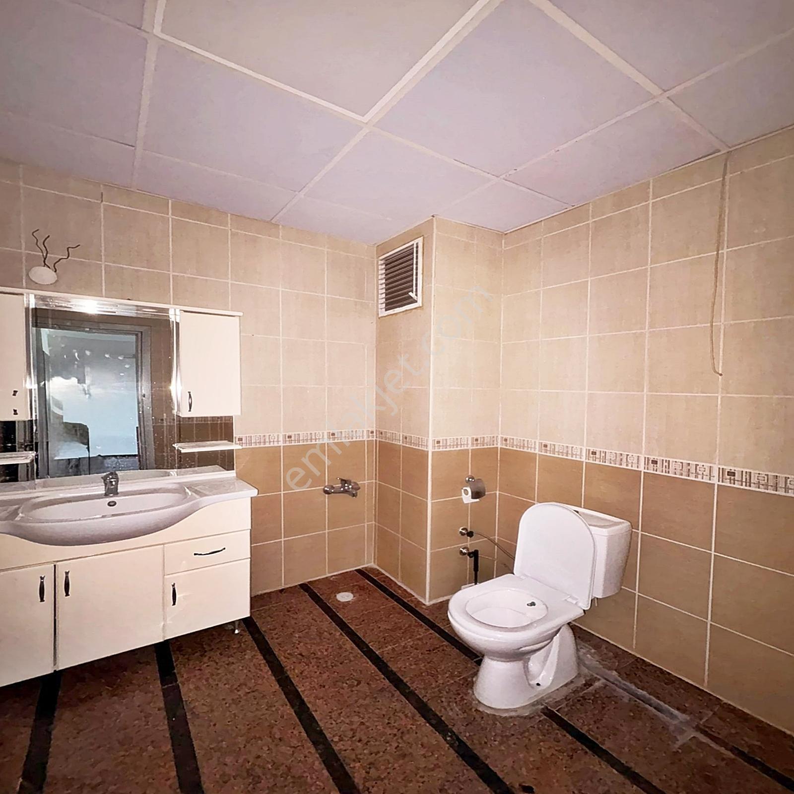 Barış Mahallesi İşyerine Uygun 3+1 Kiralık Ofis/işyeri - Görsel 20