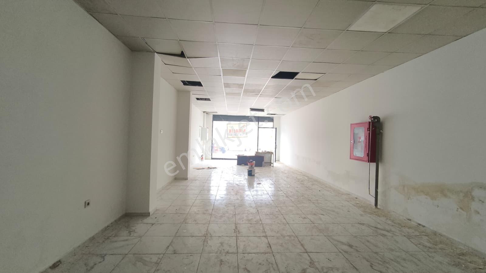 Kısacık'dan Ticaretin Tam Merkezinde Kiralık İş Yeri - Görsel 5