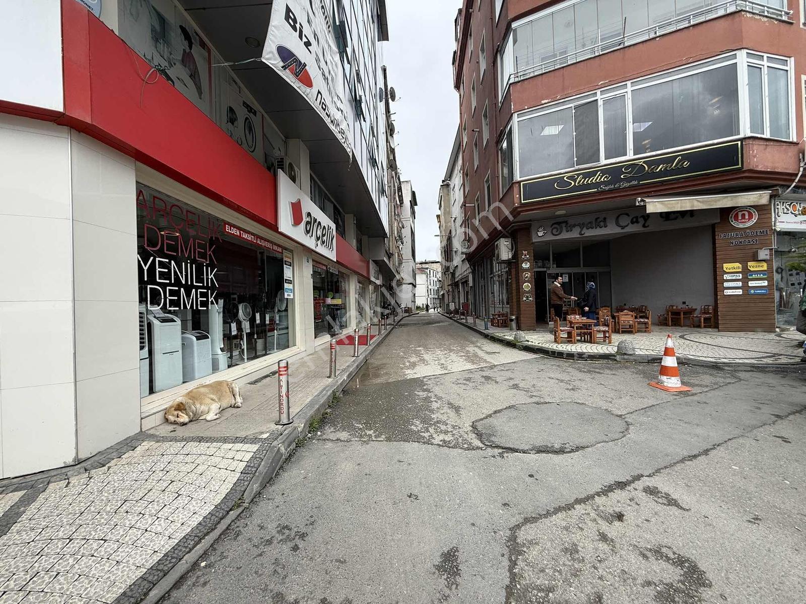 Şarkiye Mahallesi Köşe Başı Kiralık Ofis - Görsel 17