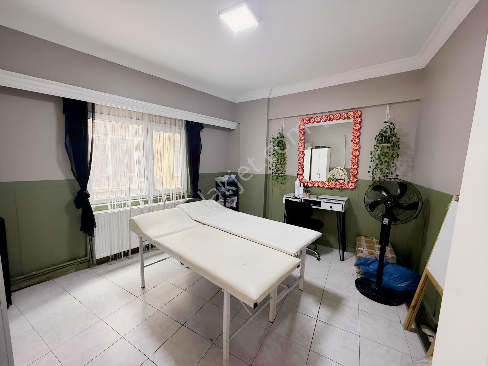 Şarkiye Mahallesi Köşe Başı Kiralık Ofis - Görsel 35