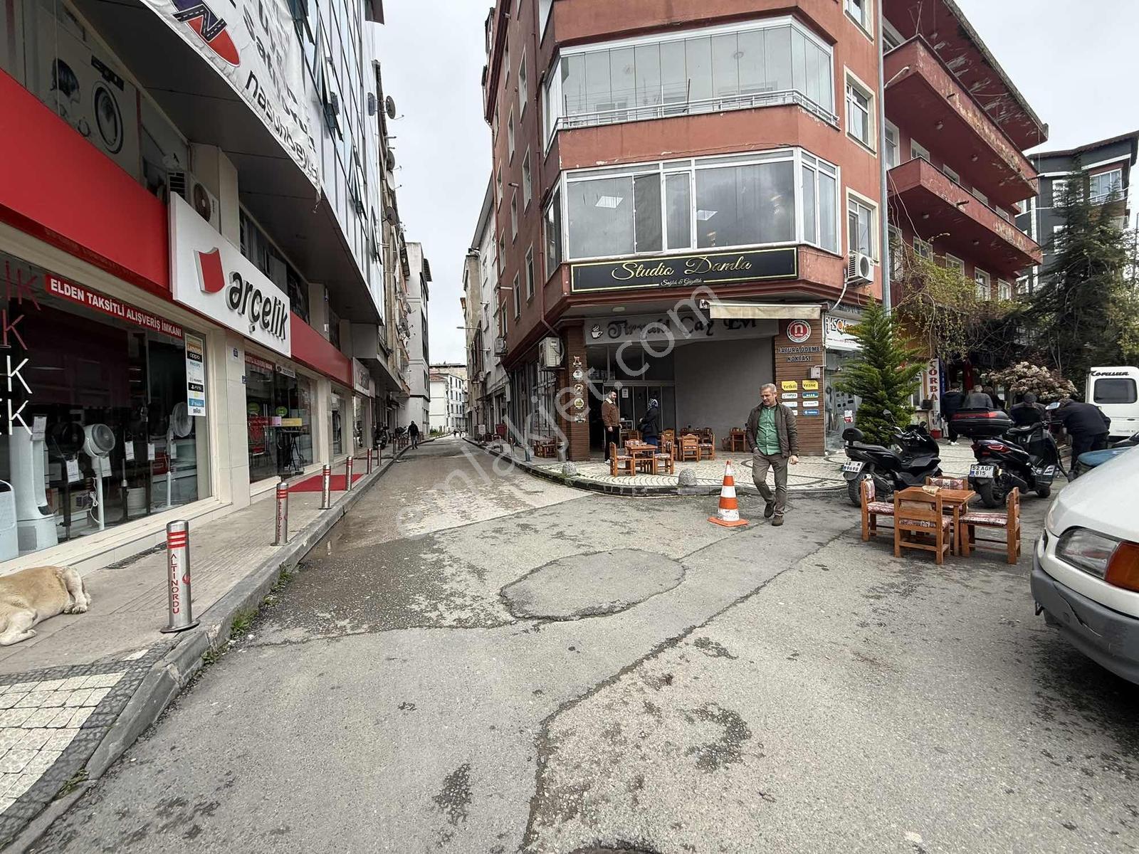 Şarkiye Mahallesi Köşe Başı Kiralık Ofis - Görsel 16