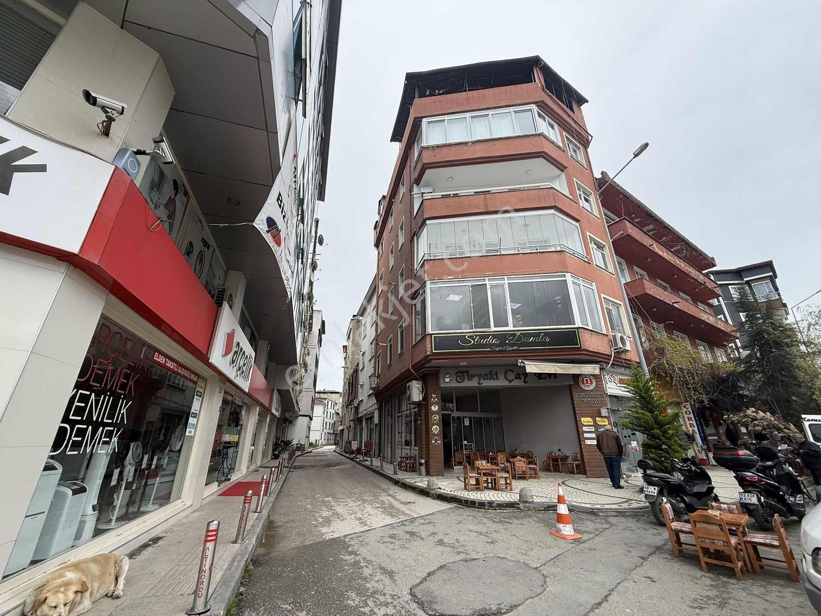 Şarkiye Mahallesi Köşe Başı Kiralık Ofis - Görsel 20