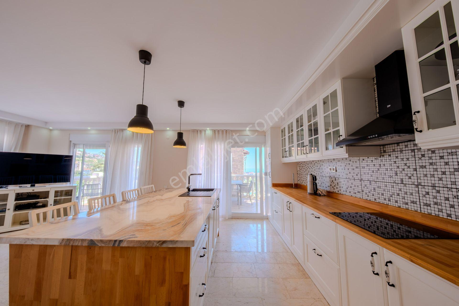 Alanya'da Full Deniz & Kale Manzaralı Prestij Villa "en/ru/de" - Görsel 11