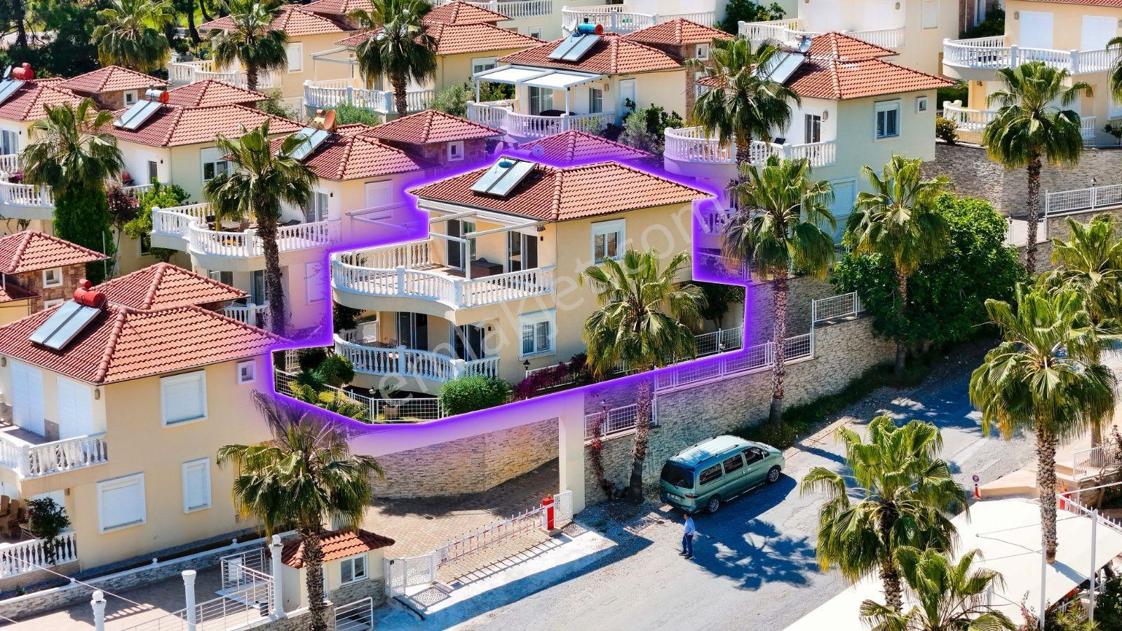Alanya'da Full Deniz & Kale Manzaralı Prestij Villa "en/ru/de" - Görsel 4